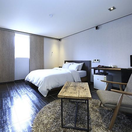 Hill House Motel Pocheon Bagian luar foto
