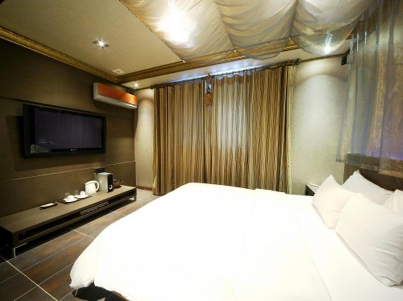 Hill House Motel Pocheon Bagian luar foto