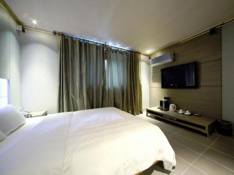 Hill House Motel Pocheon Ruang foto