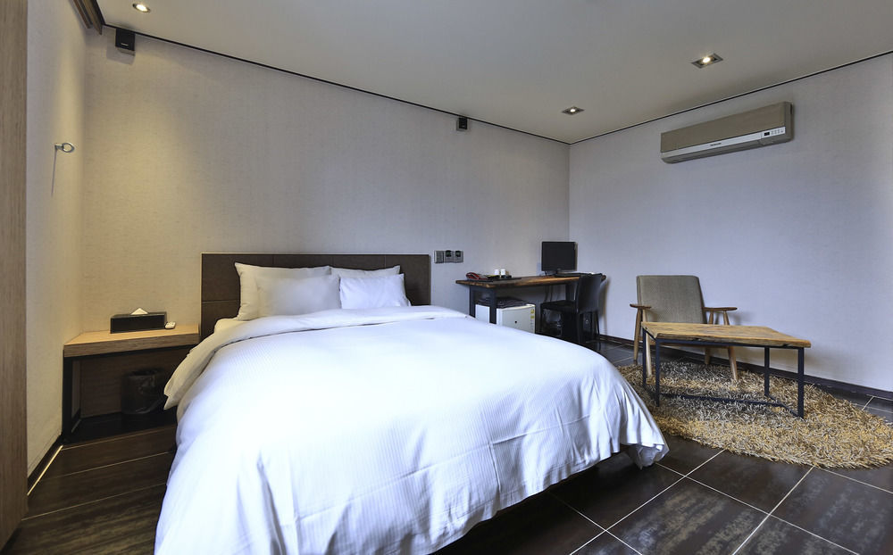 Hill House Motel Pocheon Bagian luar foto