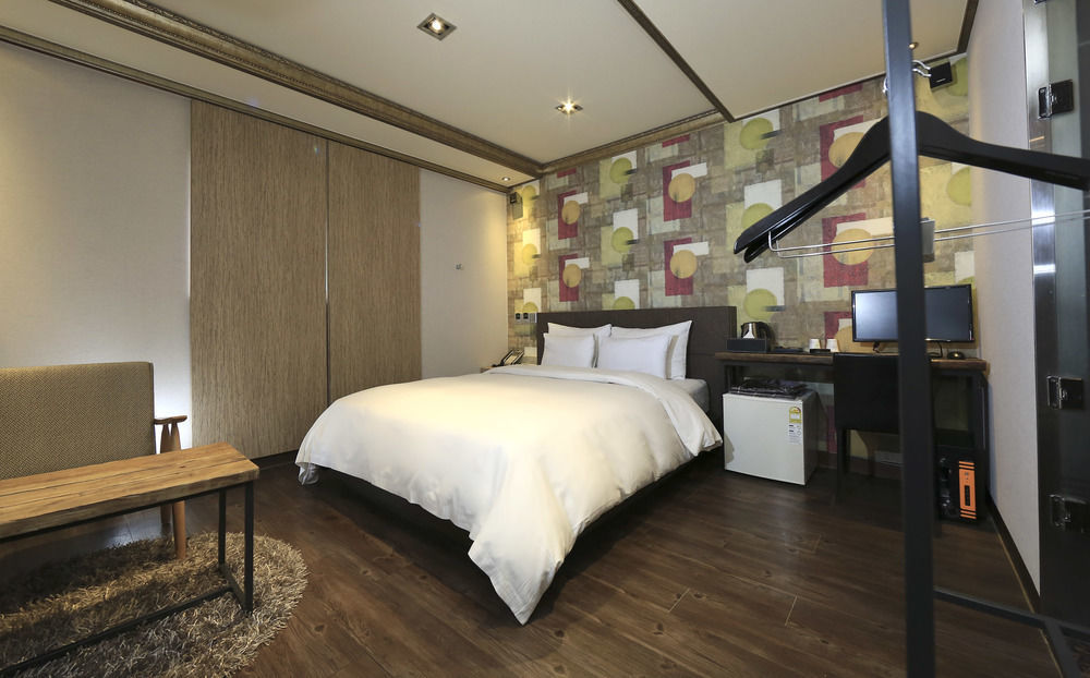 Hill House Motel Pocheon Bagian luar foto